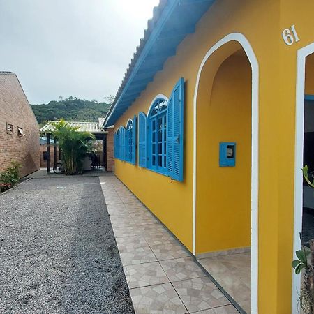 Casa 300M Da Praia Com Lindo Jardim! Florianópolis Exterior foto